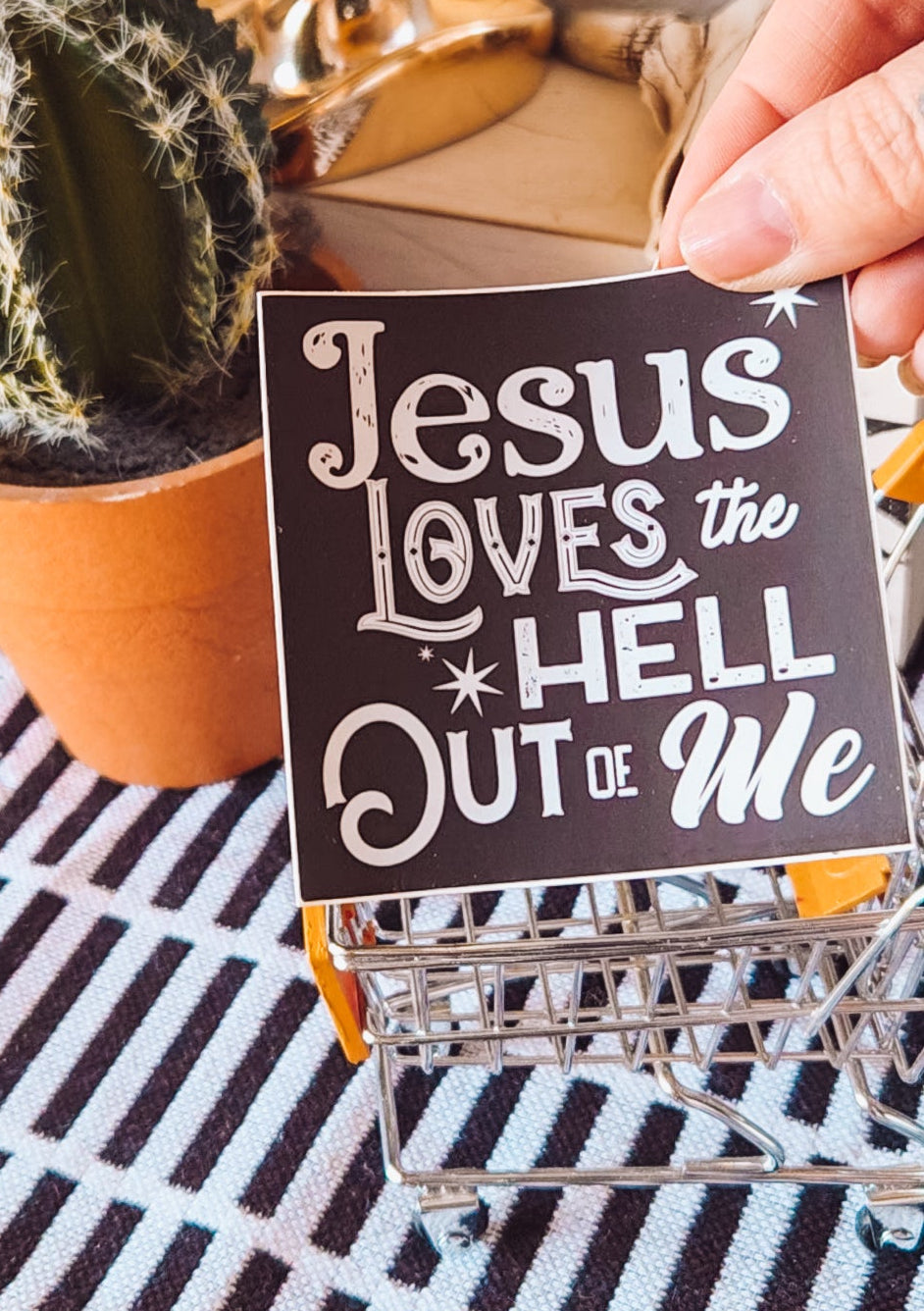 Jesus Loves Me